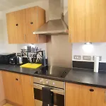 Celaka Birmingham Central Apartment, Free Indoor Parking